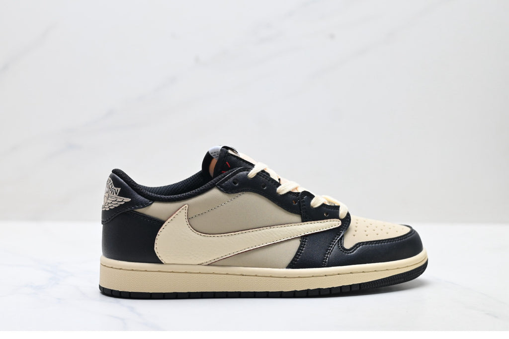 Air Jordan 1 LOW OG SP  x Travis Scott Pale Vanilla